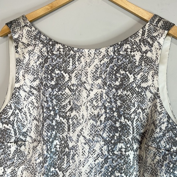 Abercrombie & Fitch NWT Satin Snakeskin Print Crop Low Back Sleeveless Top XL - Picture 3 of 11